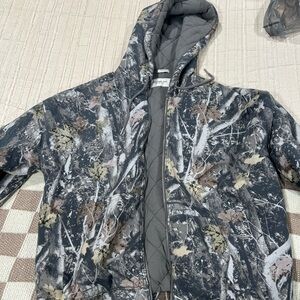Abercrombie & Fitch Gray Quilted Jacket